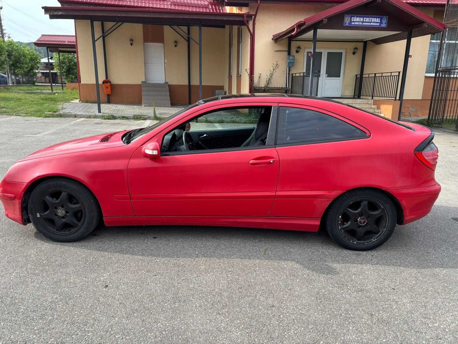 Mercedes-Benz Coupe Kompressor 2.2 CDI – 143 CP – 2003