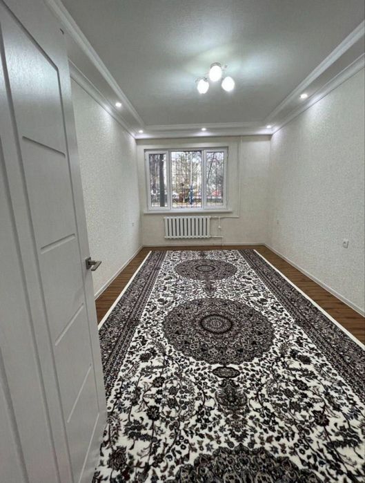 Срочно продаётся 3-комнатная квартира в Олмазорском районе.