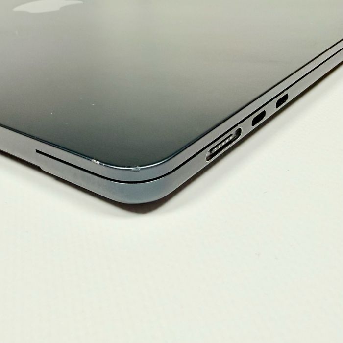 MacBook Air 15.3 M2 Midnight