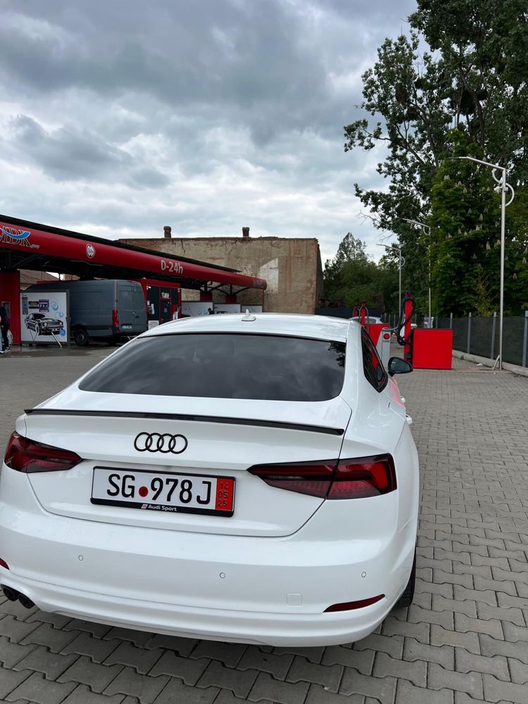 Vand Audi A5 2018 in stare perfecta