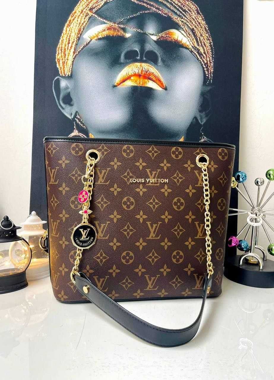 Genti Louis Vuitton calitate extra!