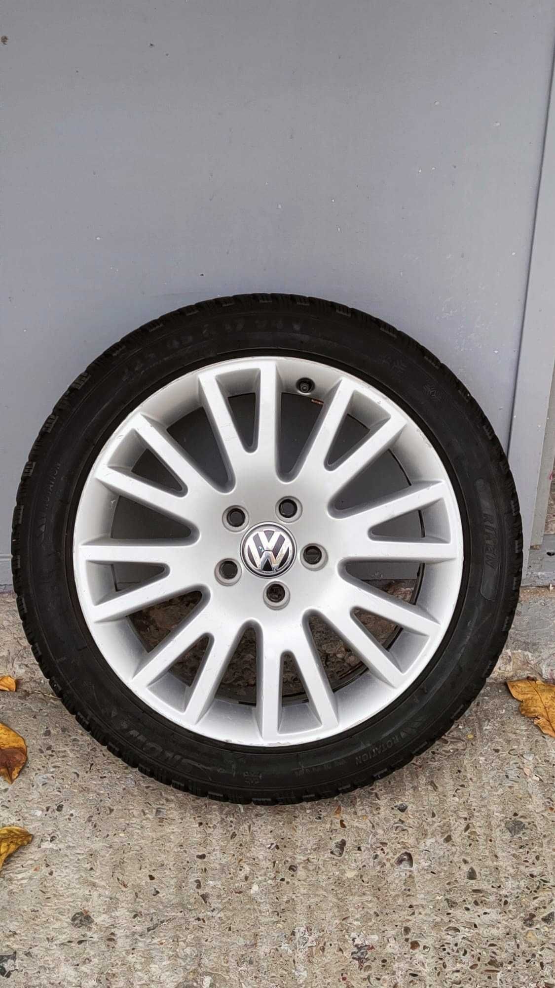 jante vw 225 /45/ R17 cu anvelpe de iarna  RIKEN SNOW