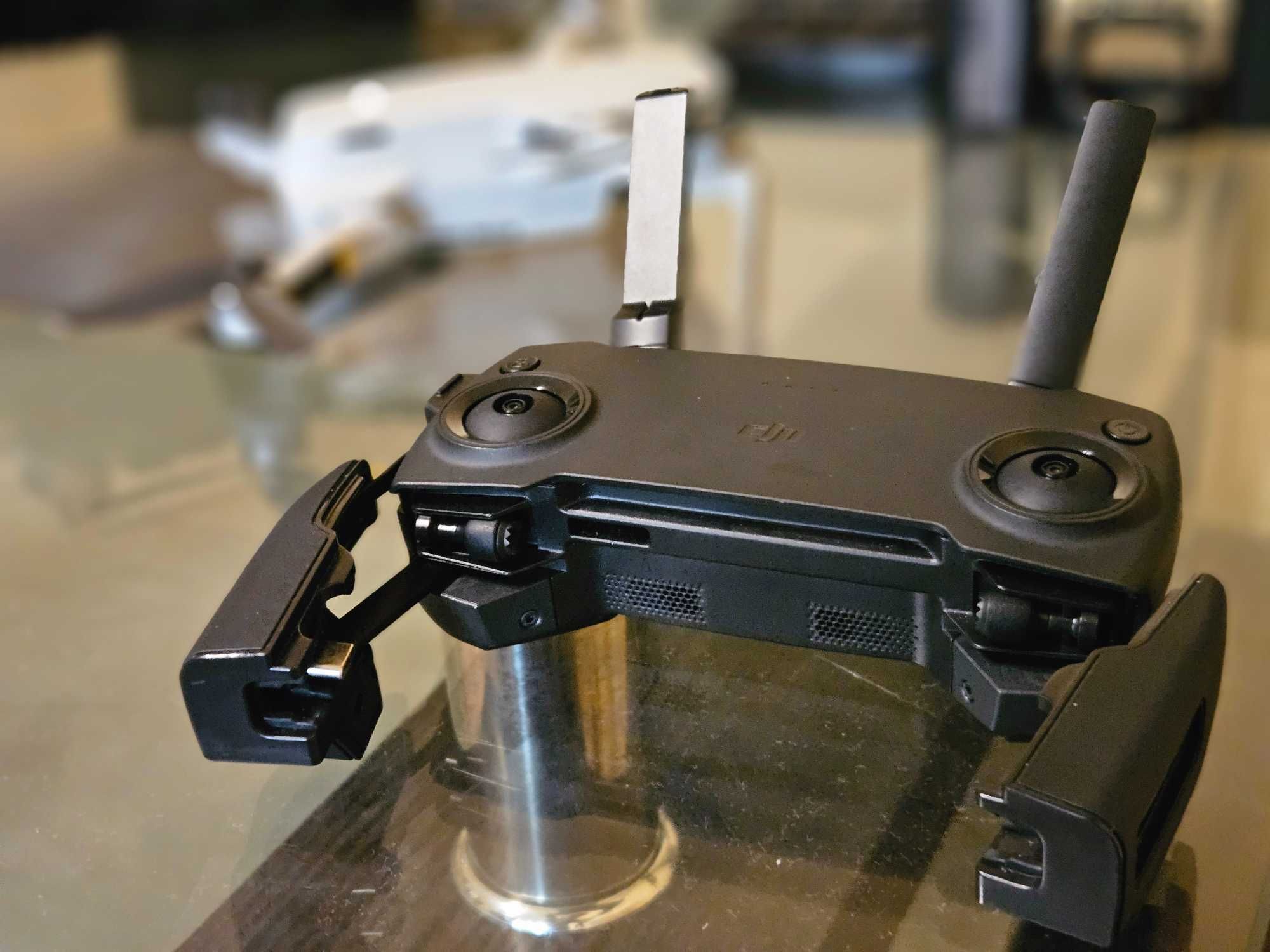 DJI Mavic Mini със кейс за съхранение
