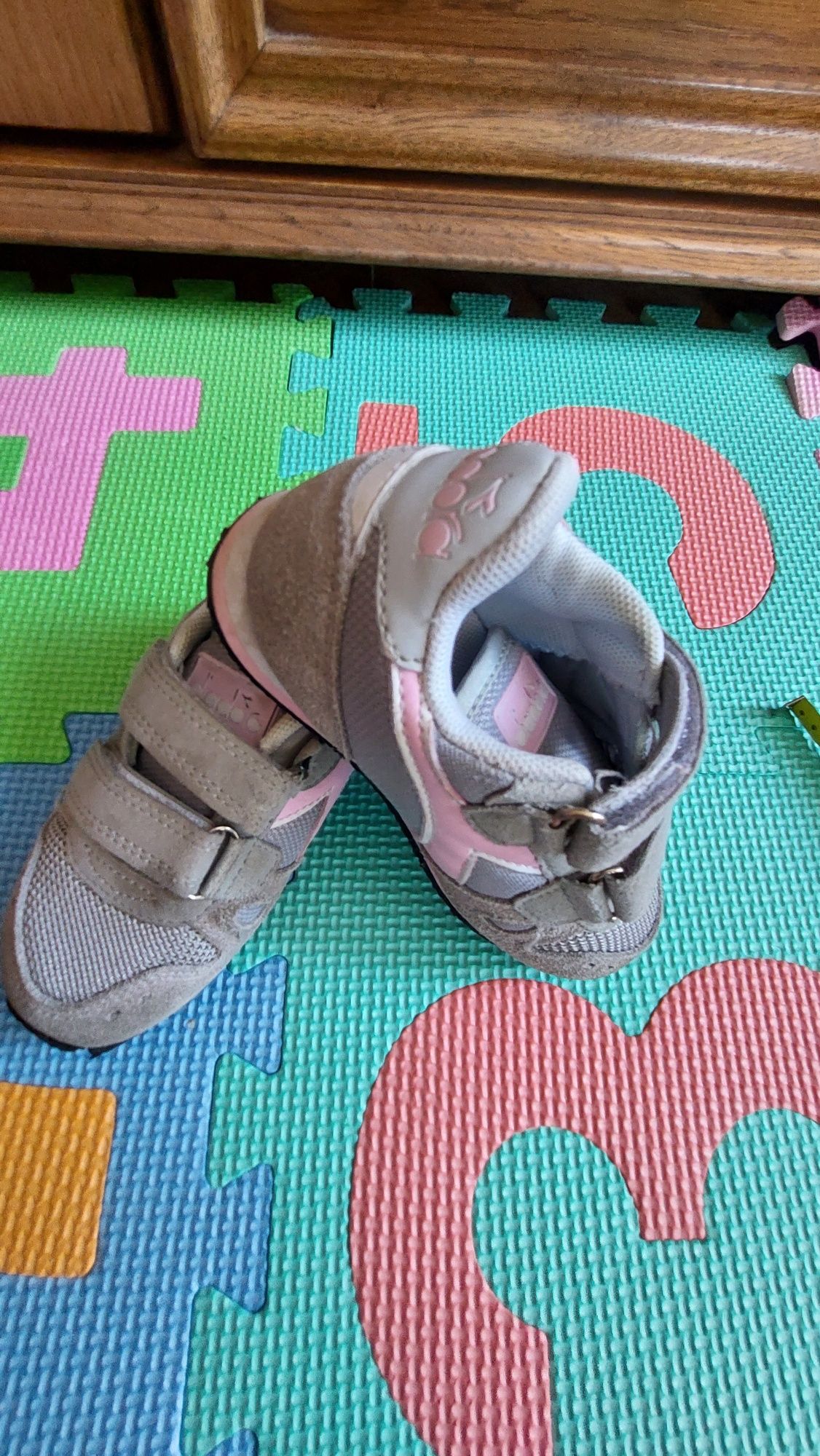 Сет пролетни обувки Hummel, Diadora, Chicco размер 23,25,26