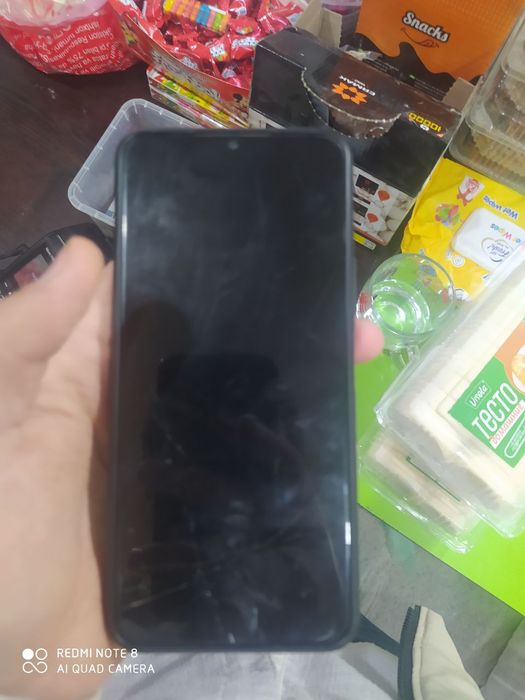 Vivo y33s holati yaaxsi