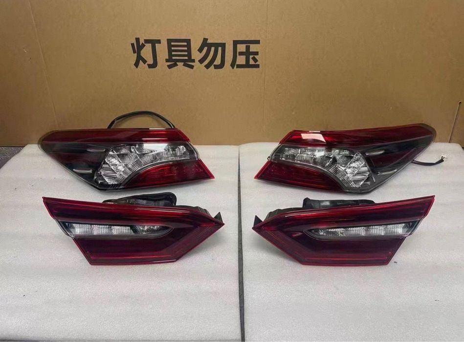 Задние фонари камри 70 / 75 оригинал под заказ