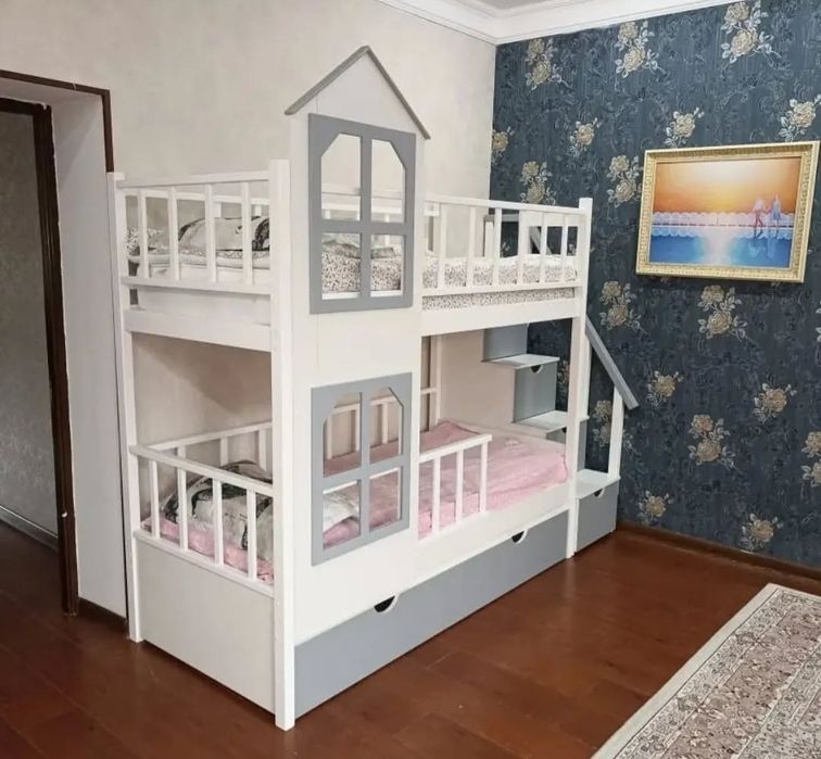 Двухярусная кровать