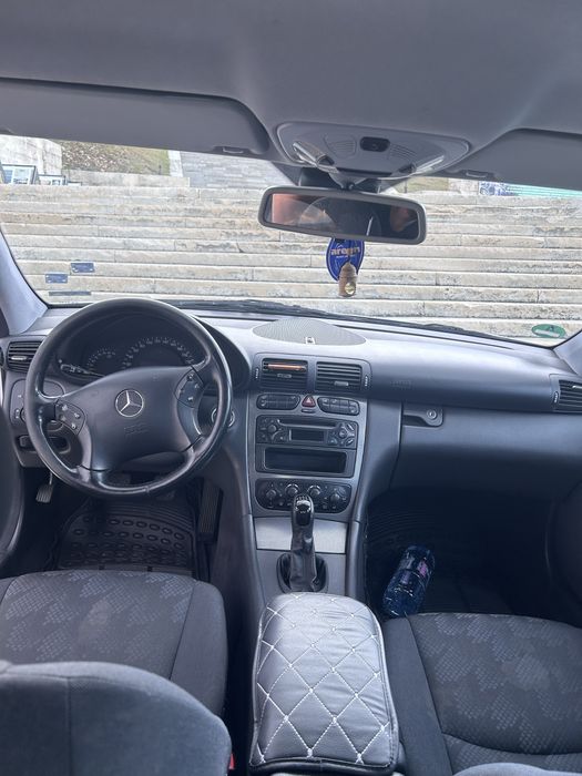 Продава се Mercedes C200 компресор
