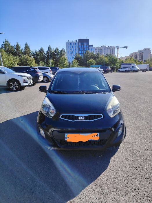 Kia Picanto городская комфортная легковая машина
