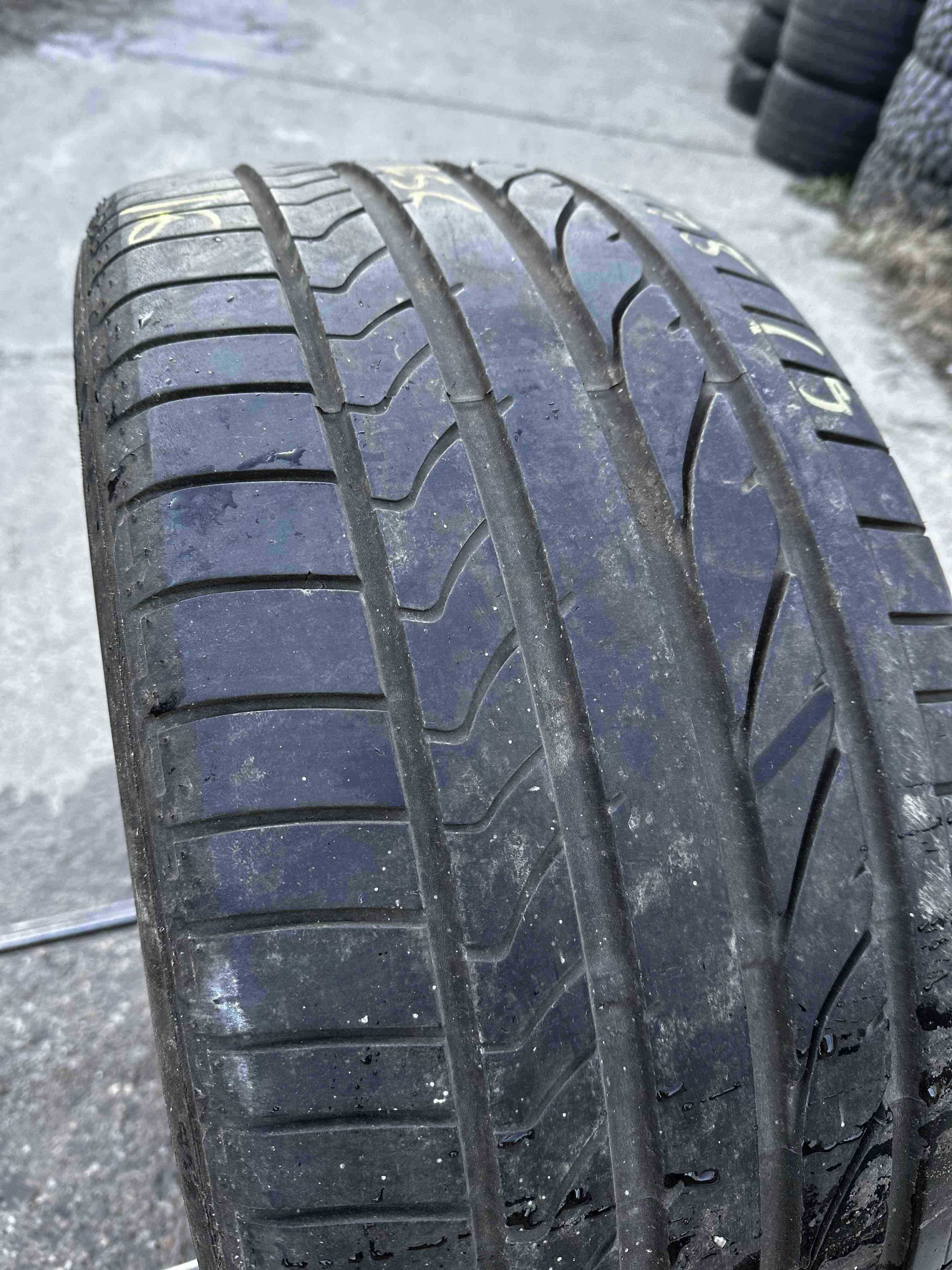 Anvelopa Vara 285/45 R19 BRIDGESTONE Dueler Hp Sport 111V - Runflat