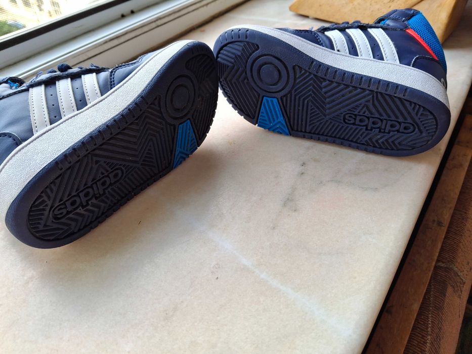 Adidas HOOPS MID 3.0 marimea 26