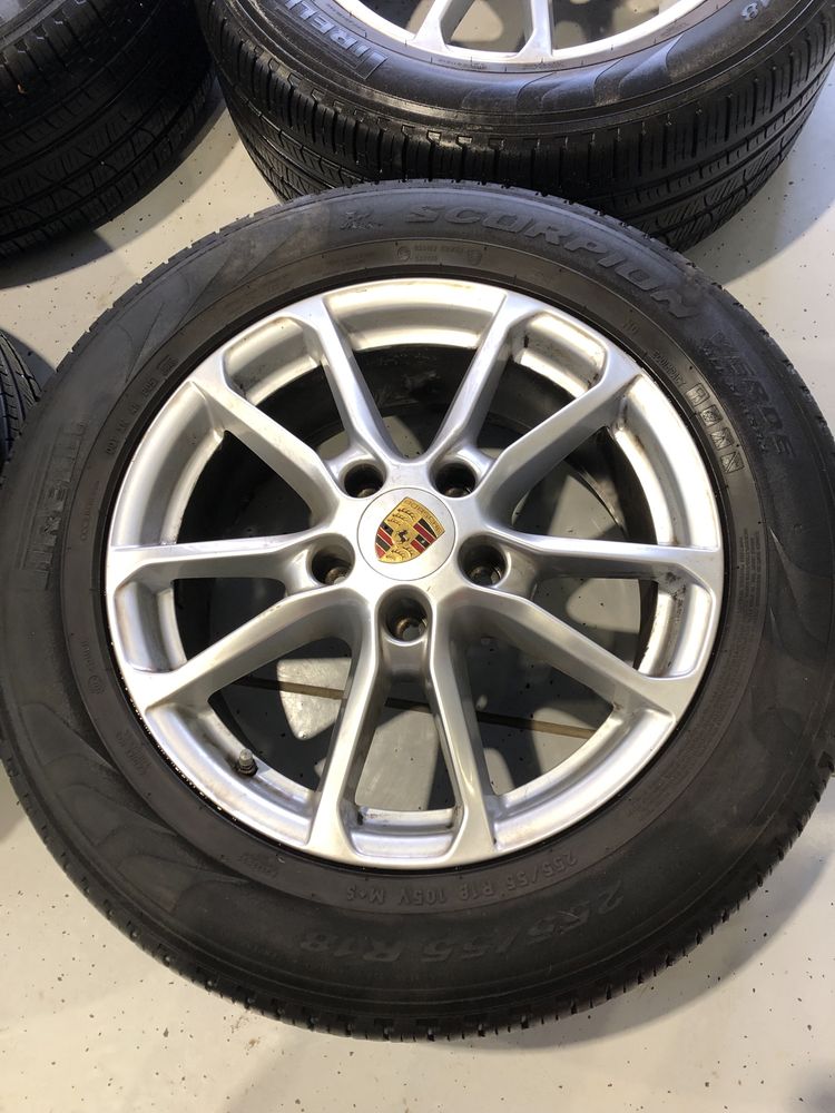 Jante 18 Porsche Cayenne cu anvelope iarna  5x130. Vw touareg