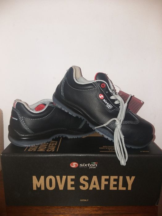 Pantofi de protectie nr.35 si 42