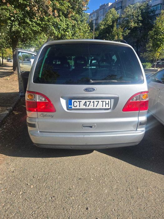 Ford Galaxy миниван