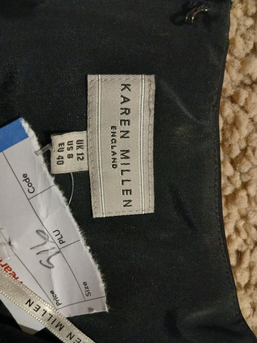 Официална черна рокля, номер 40,цена 30лв.