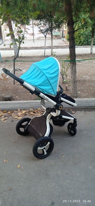 Продаю фирменную детскую коляску