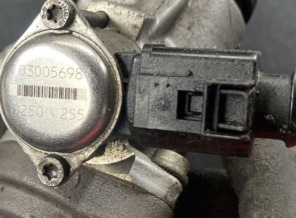 Audi Q7 3.0tdi 2012 година Кормилна Рейка