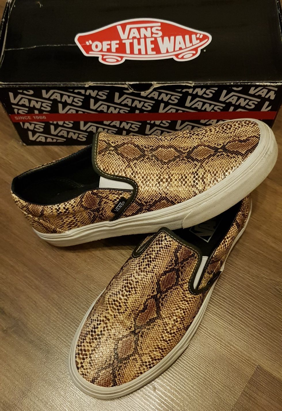 Vans оригинални кецове Естествена ко 41/42жа