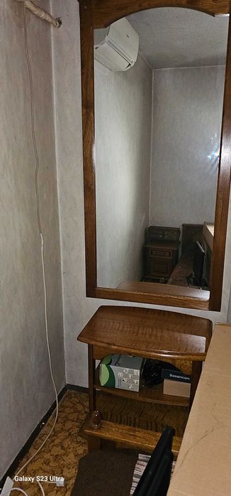 Продавам пълен комплект за спалня.