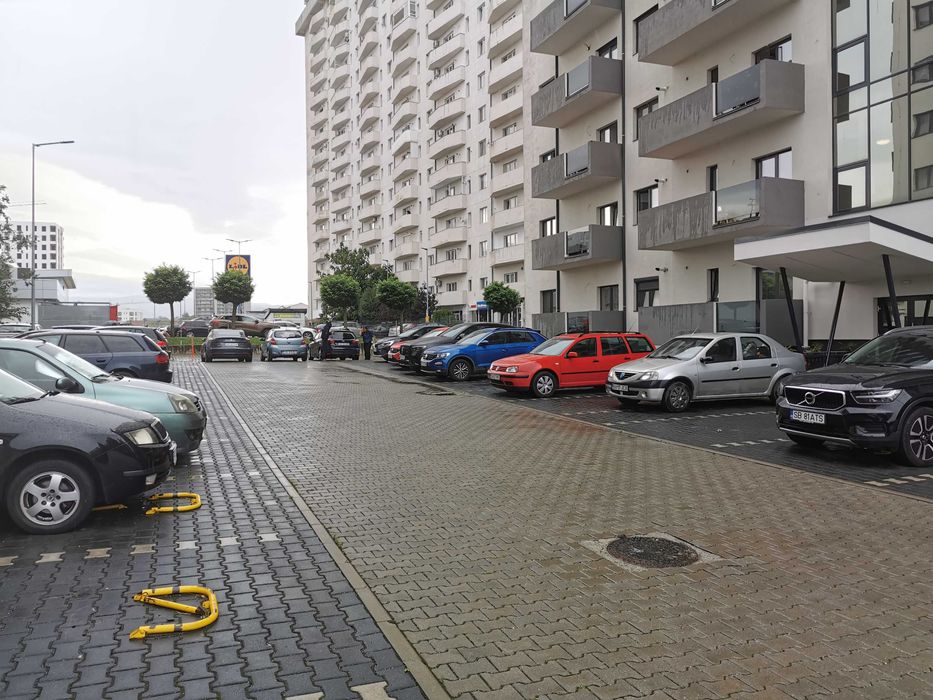 Vand garsoniera pe Doamna Stanca - incalzire in pardoseala + parcare