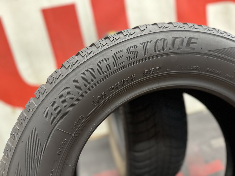 185 65 15, Зимни гуми, Bridgestone BlizzakLM001, 2 броя