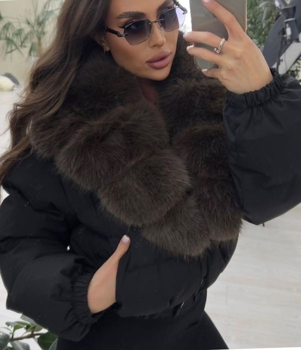 Продам женскую  короткую зимнию куртку размер 44