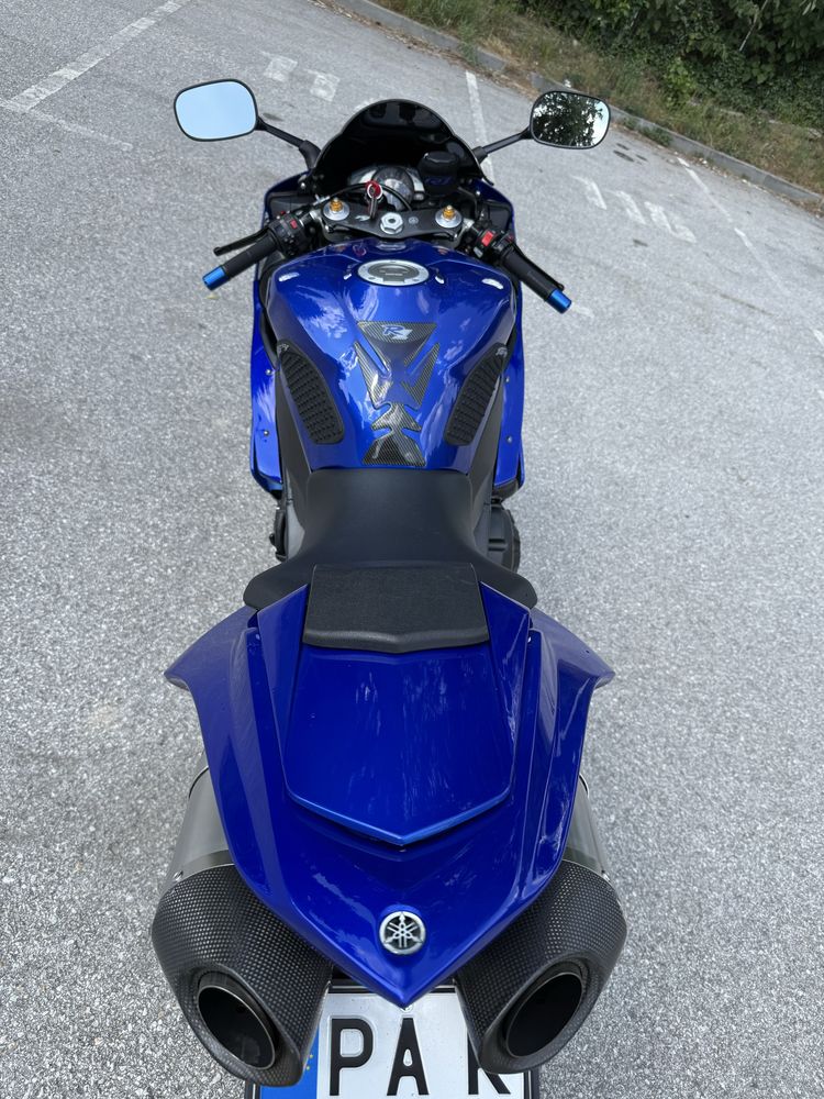 Yamaha YZF-R1, RN19, 2009