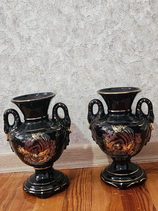 Сервиз  ваза сотилади