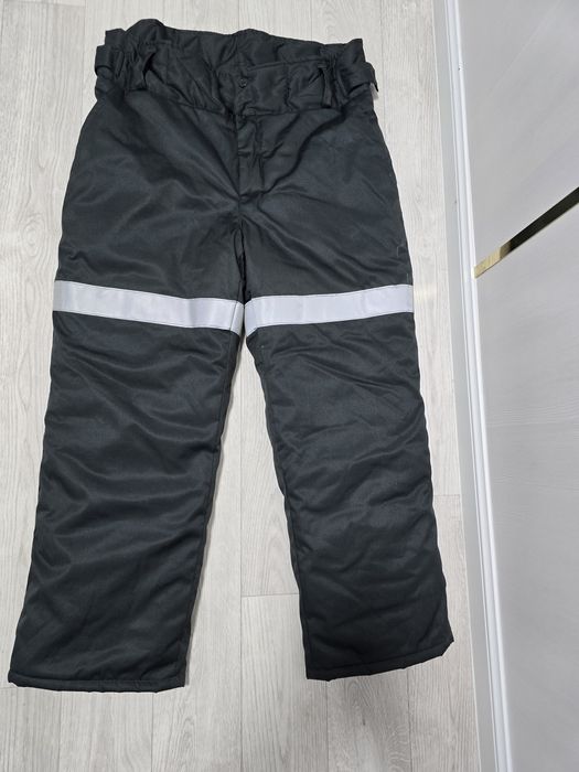 Спецодежда, только зимние штаны 2 шт.