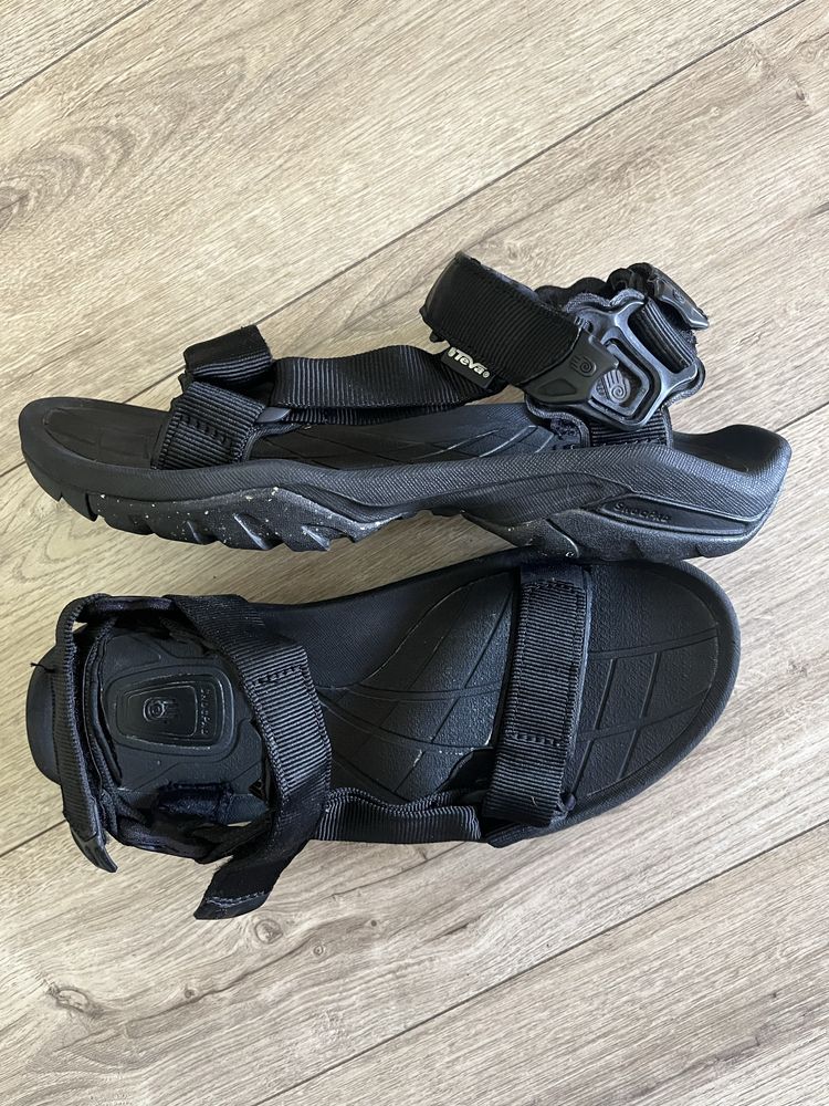 Sandale Teva 43 barbati