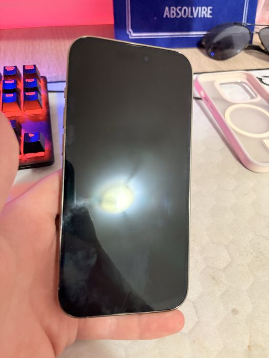 Vand Iphone 14 Pro Gold