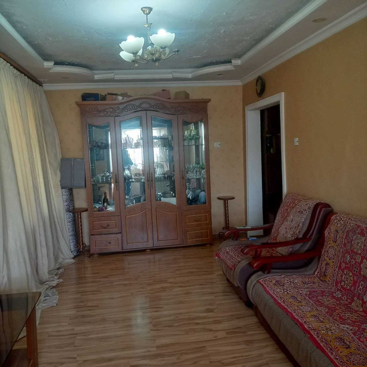 Продается 2х переделанная в 3х квартира рядом с Кадышева - 77 серия