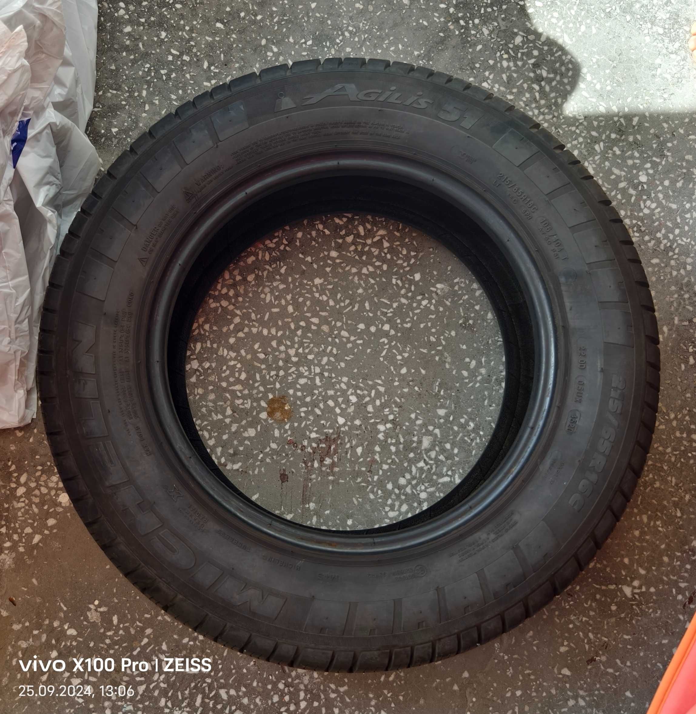 Продавам летни гуми Michelin Agilis 51 R16C 215/65 106/104T