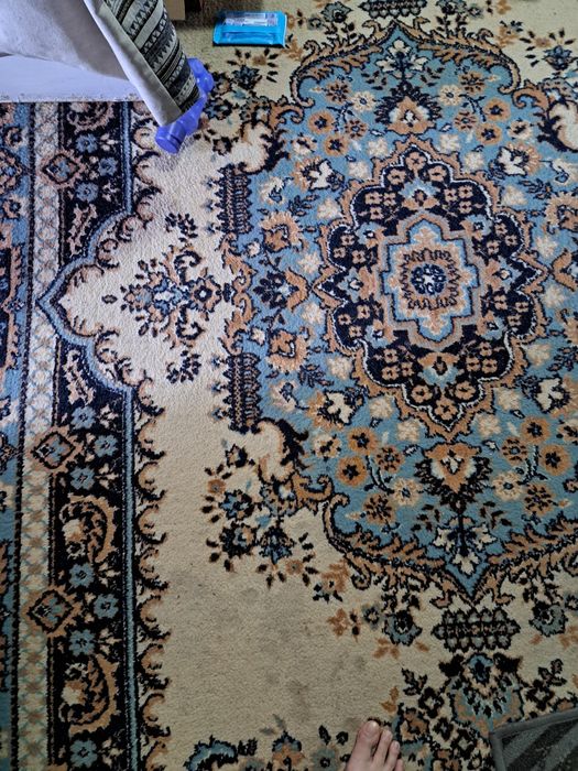 Ковёр 2 шт красный ,зелёный