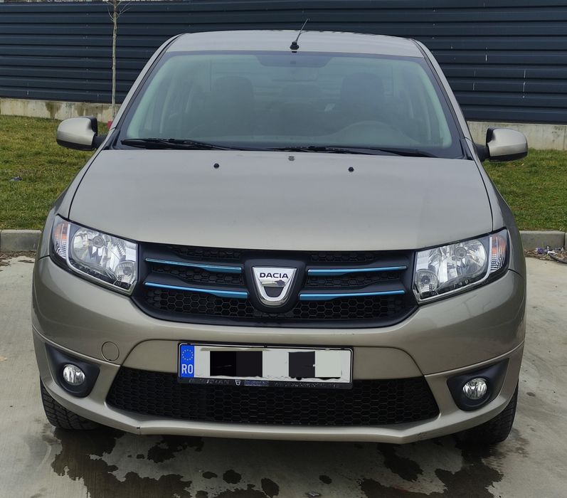 Vând Dacia Logan 2014