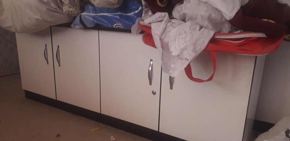 Шкафлар сотилади