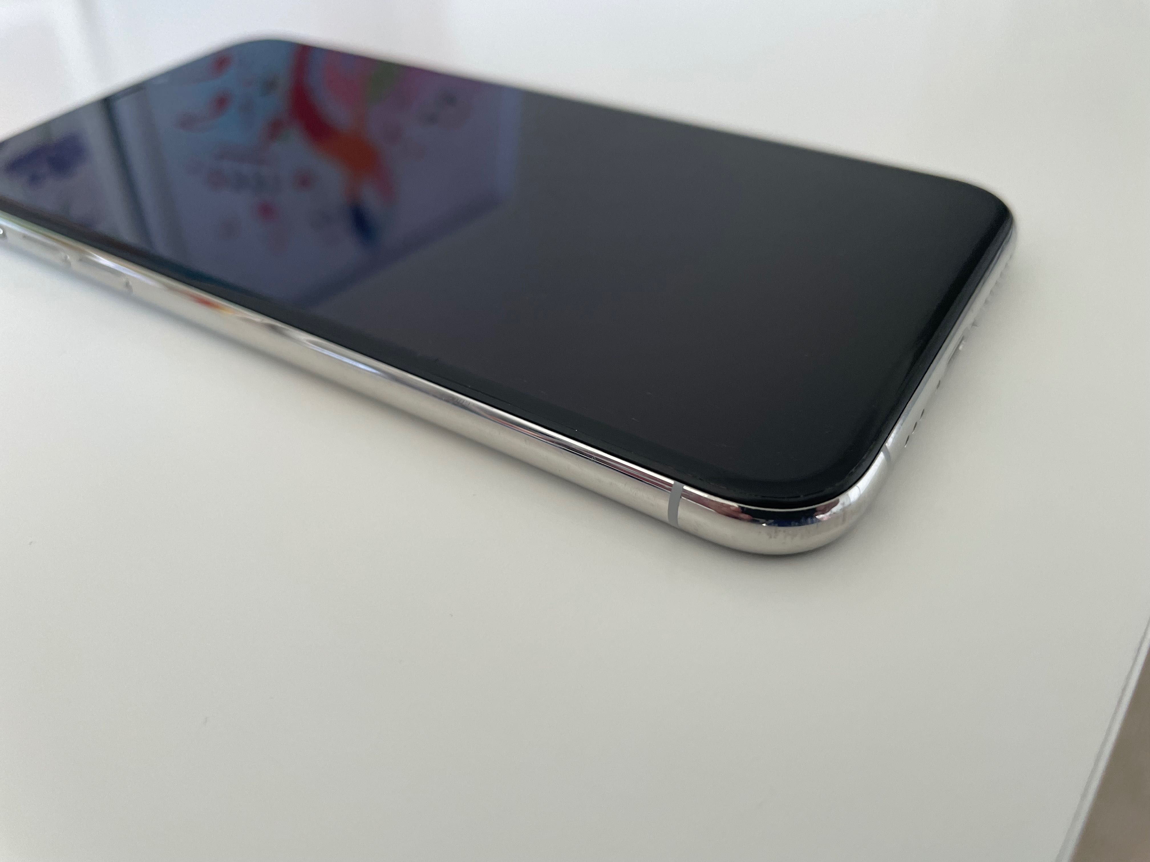 iPhone XS за части