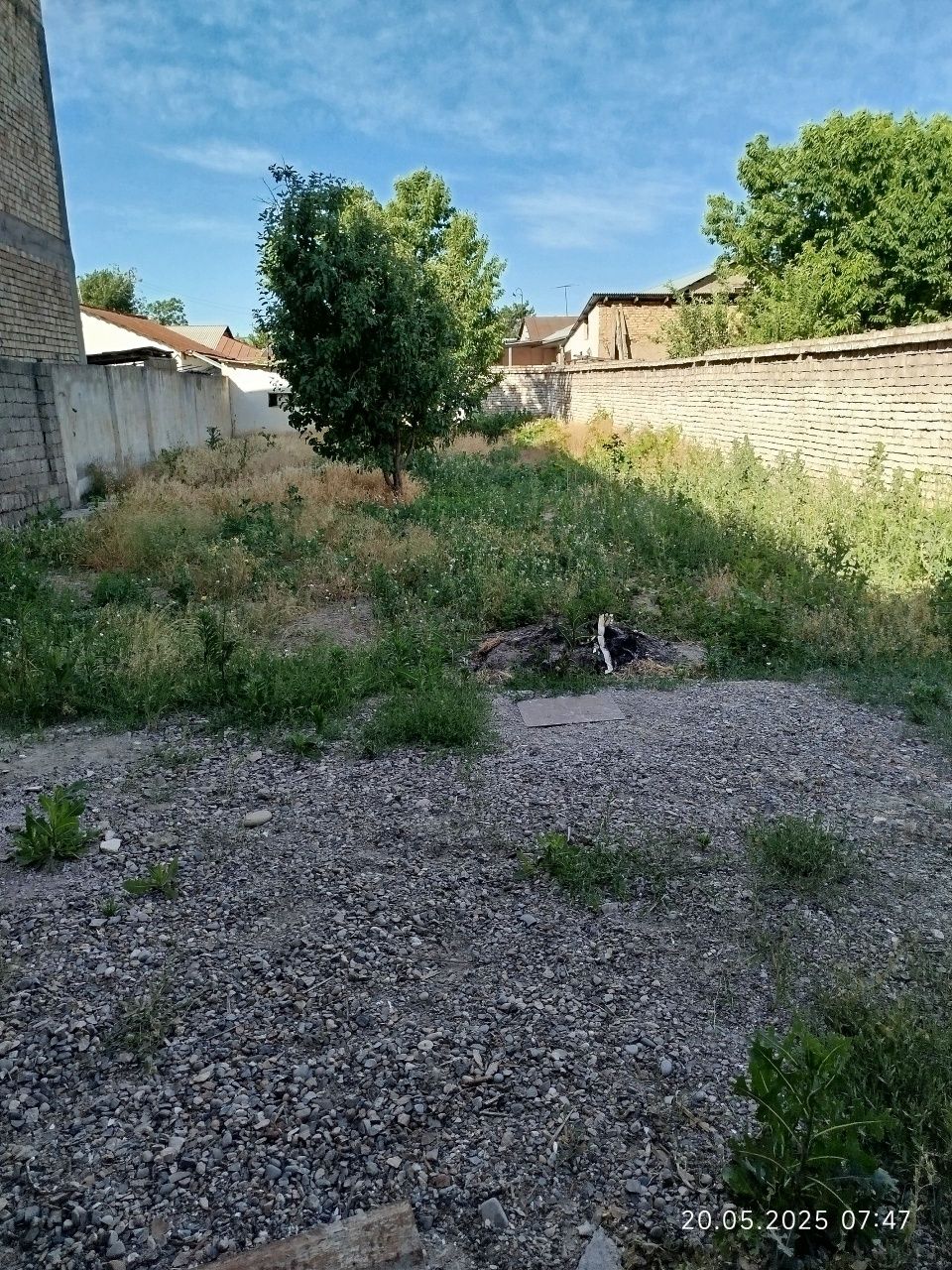 Продам участок 5 соток супер расположение город Чирчик,Тройцкий