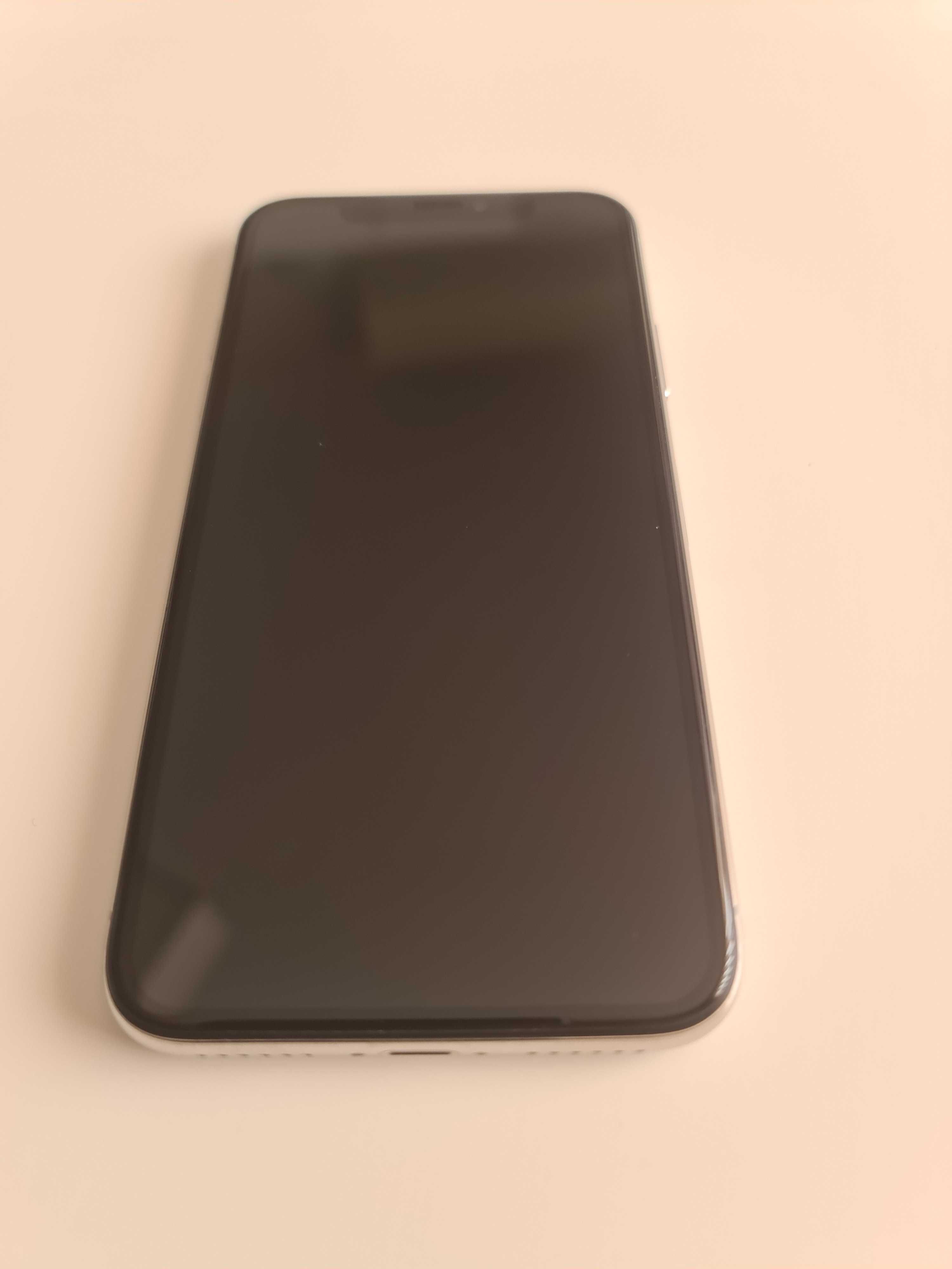 Iphone X 64GB White като нов