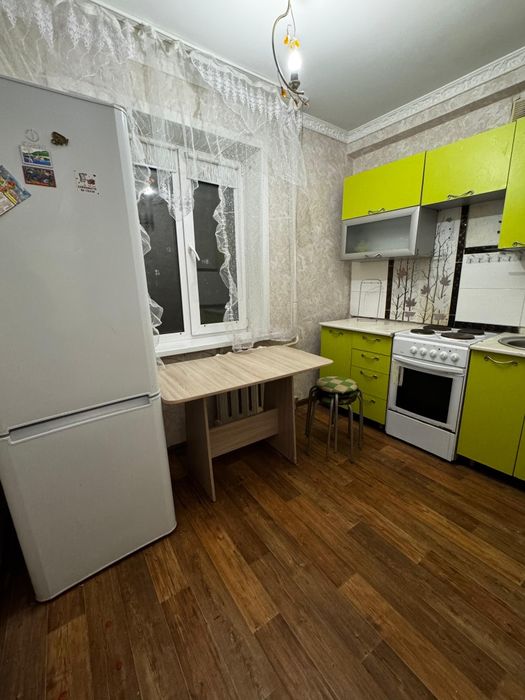 Сдам 2х комнату Квартиоу на Ломоносова 23