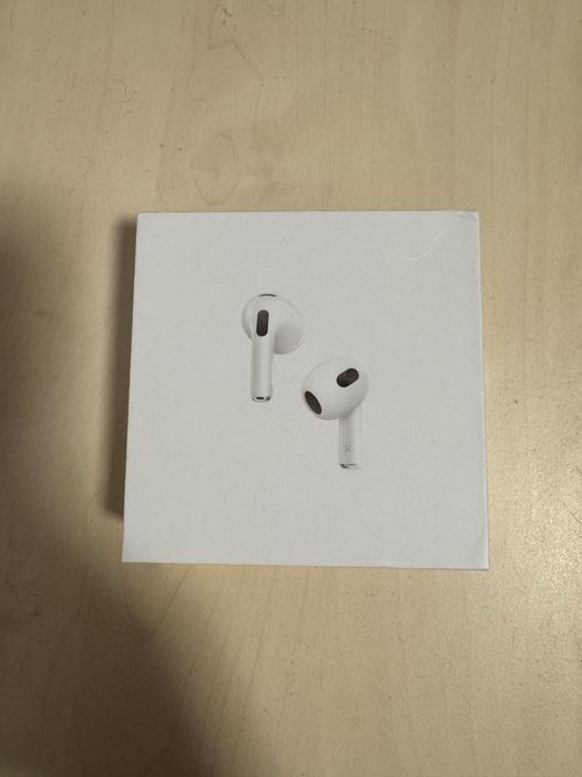 Airpods generatia 3