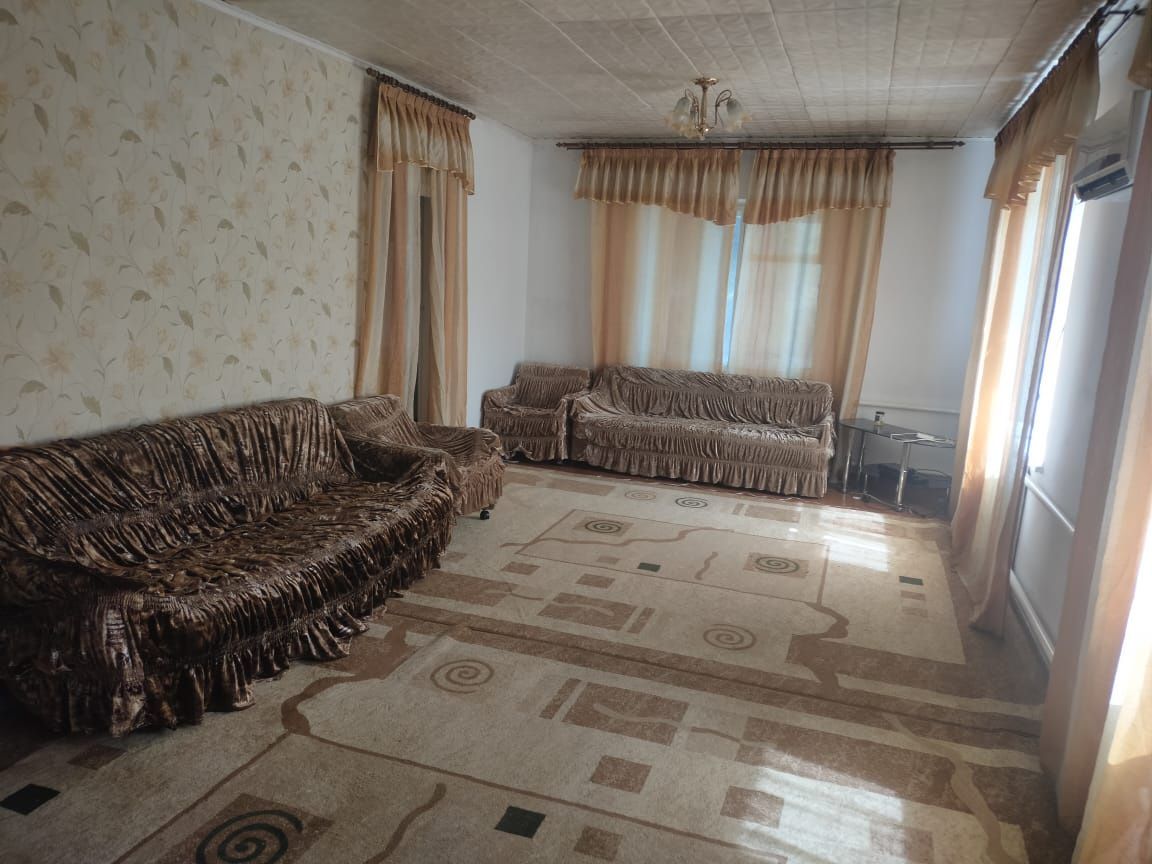 Продам дом в  п.Карабулак . Кирпичный, благоустроенный, газ.