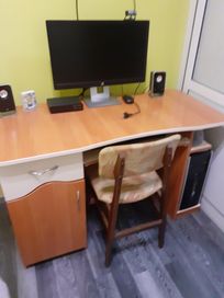 Комплекг бюро със шкаф