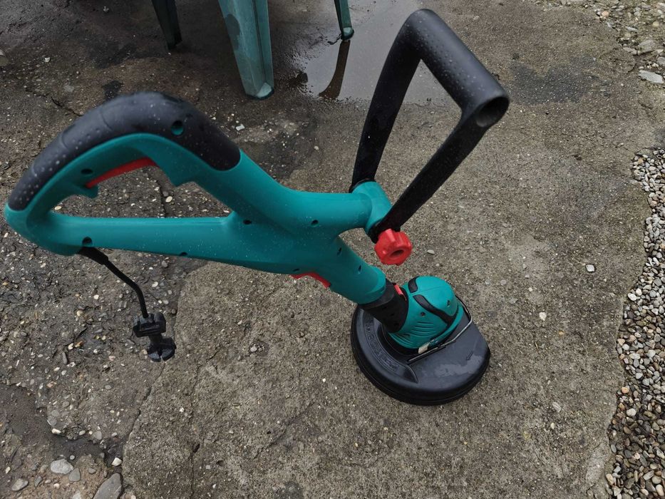 Motocoasa Trimmer Electric cu Fir Bosch ART 27