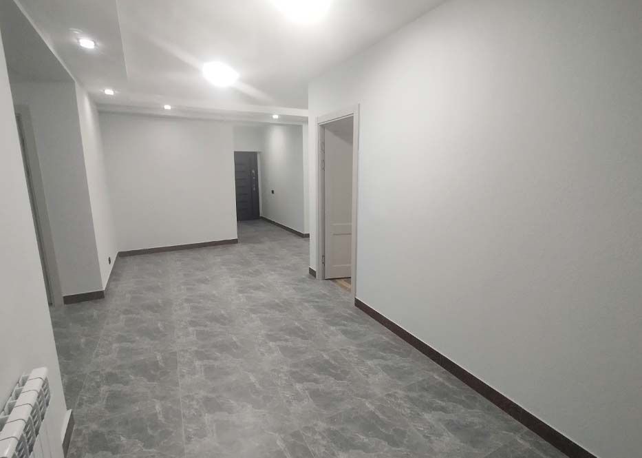 Yunusobod Abdulla Qodiriy metro  oldida ofes ijaraga beriladi