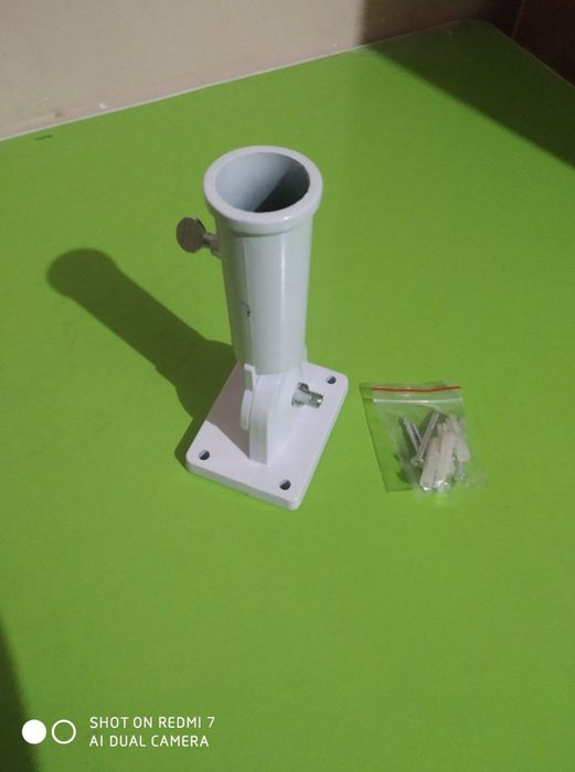 Bayroq tirgavuchi flag stoykasi devorga 2 metr стойка флага флагшток