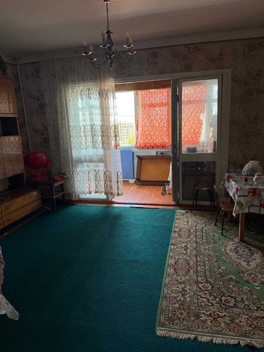 Продается своя 3 комнатная квартира,массив панельный
