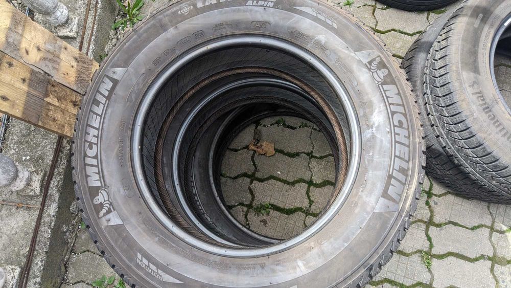 2 anvelope M+S iarna 235-65-17 Michelin 7 mm