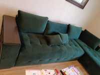 Ъглов диван зелен цвят