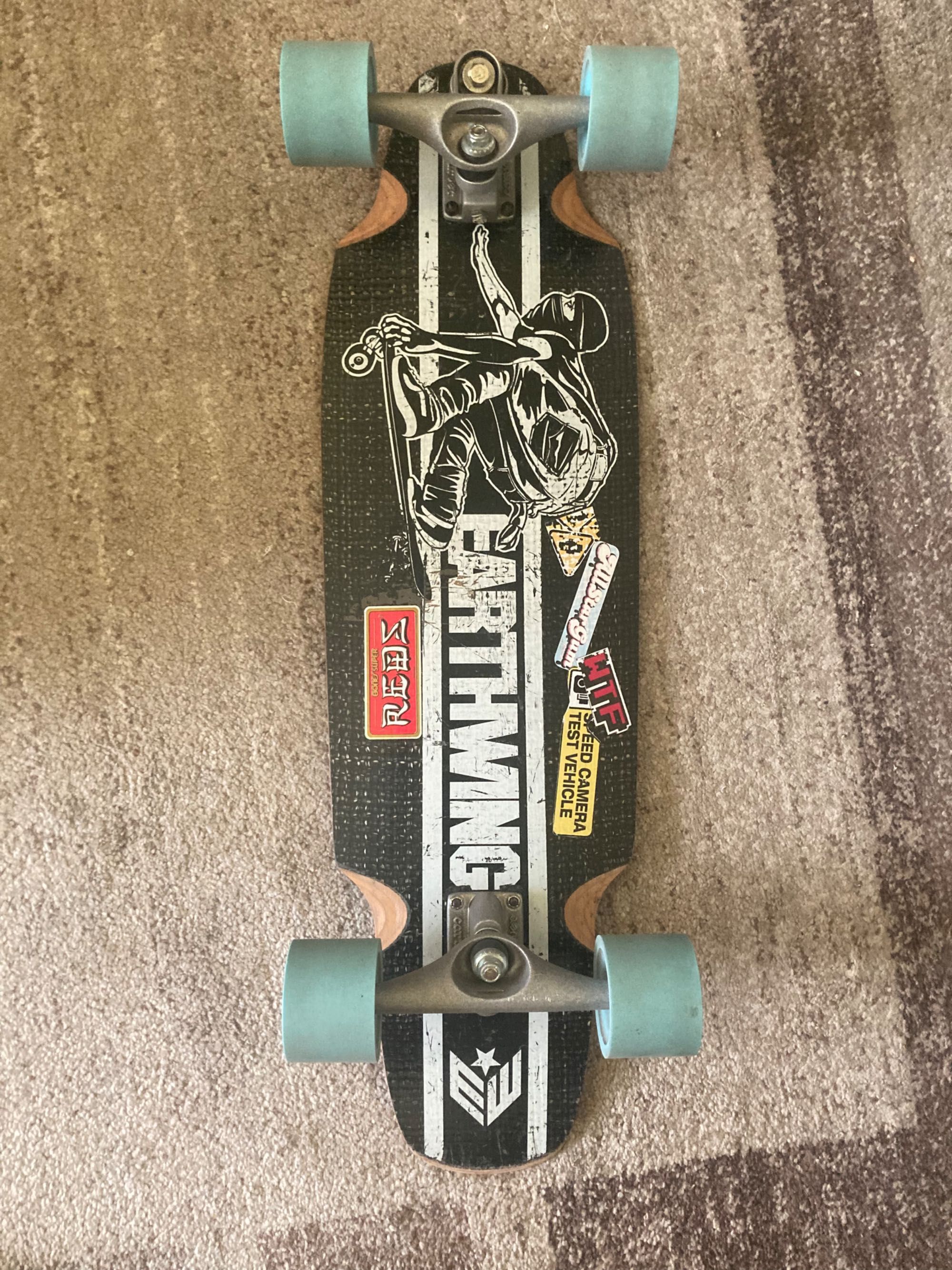 Longboard Earthwing / Carver C7